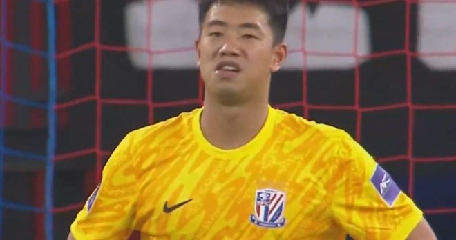 申花遭半场闪击！亚冠客场5年从未零封，7战丢14球，蒋圣龙冒顶